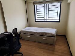 Tampines Street 42 (Tampines), Multi Generation #636810421
